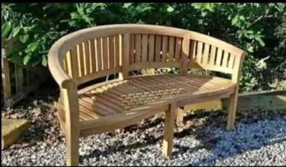 Picture of oxford Peanut bench
